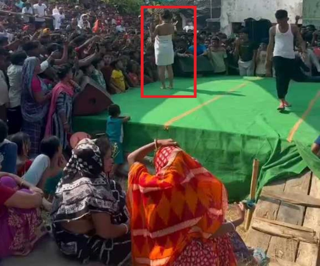 Towel dance girl viral video