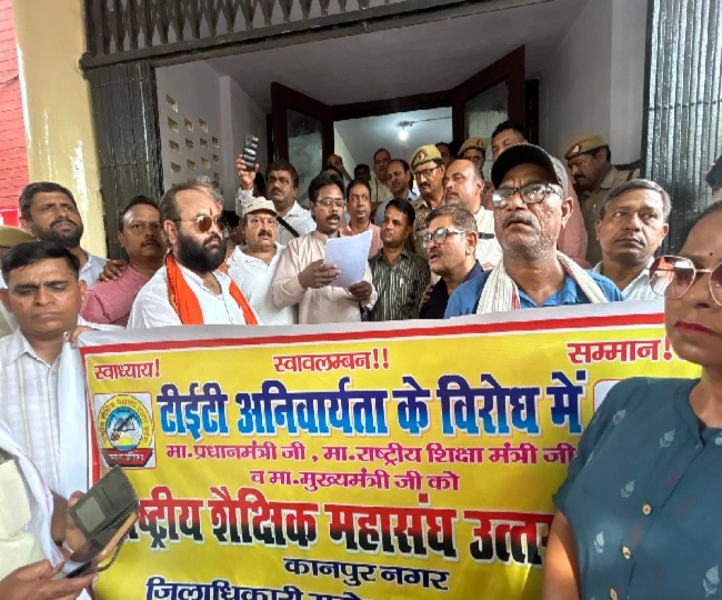 TET mandatory Protest